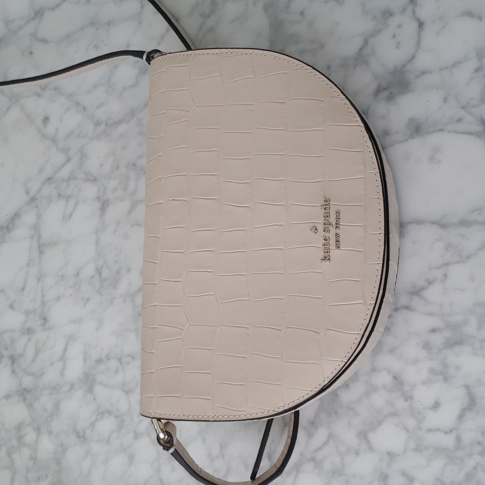 ♠️kate spade Luna Crescent Croc Embossed Leather Crossbody Bag